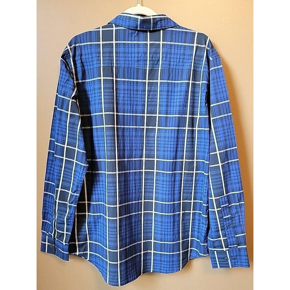 NWOT Men’s Columbia Shirt Blue/White/Black Plaid Button Long Sleeve Size Medium - Picture 3 of 10